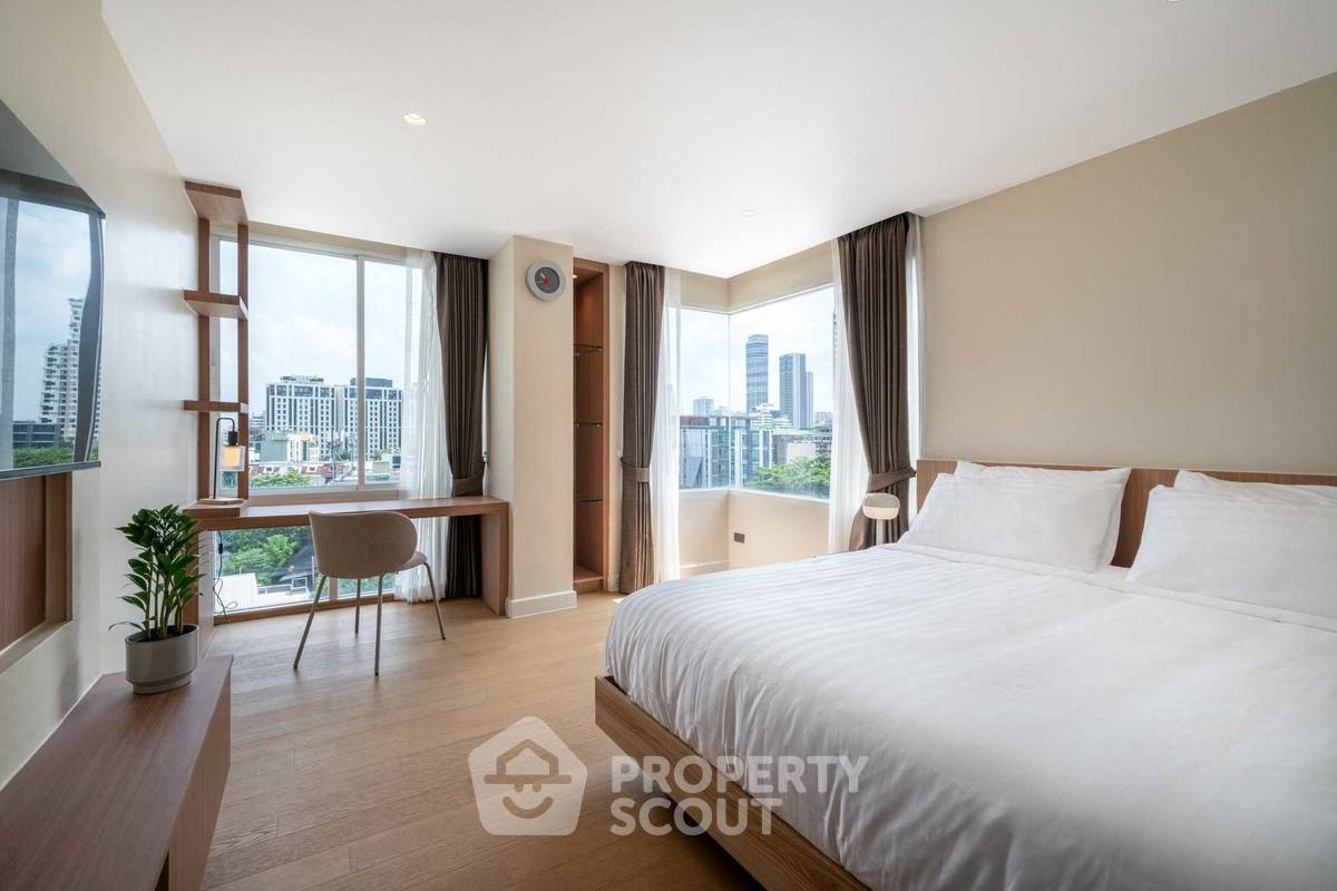 รูป คอนโด 2 ห้องนอน ขนาด 110 ตร.ม. ชั้น 8 โครงการ The Alcove สุขุมวิท 49 ใกล้ BTS พร้อมพงษ์ (ID 3061966) - รูปที่ 10/11