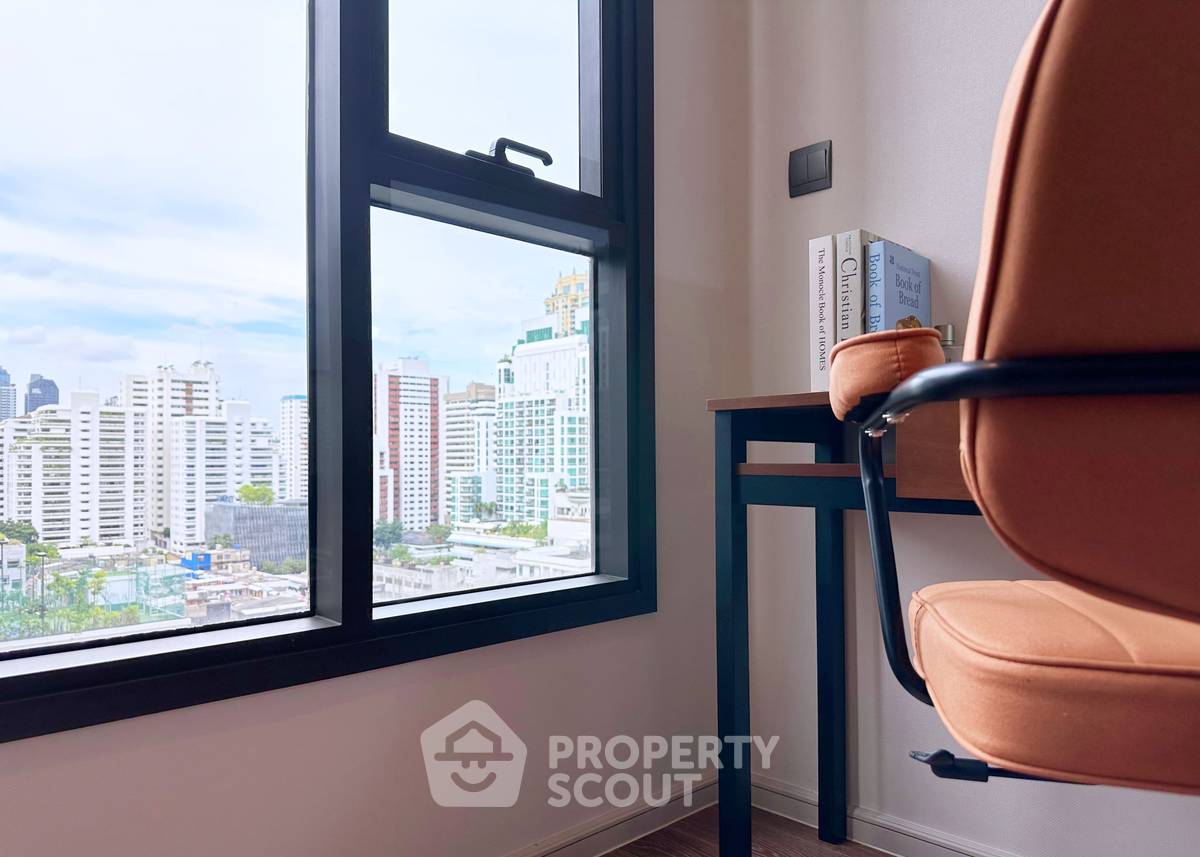 picture 20th-Floor 1-BR 43 Sqm At Muniq Sukhumvit 23 Near MRT Sukhumvit (100m) (ID 3060205) - 2/5