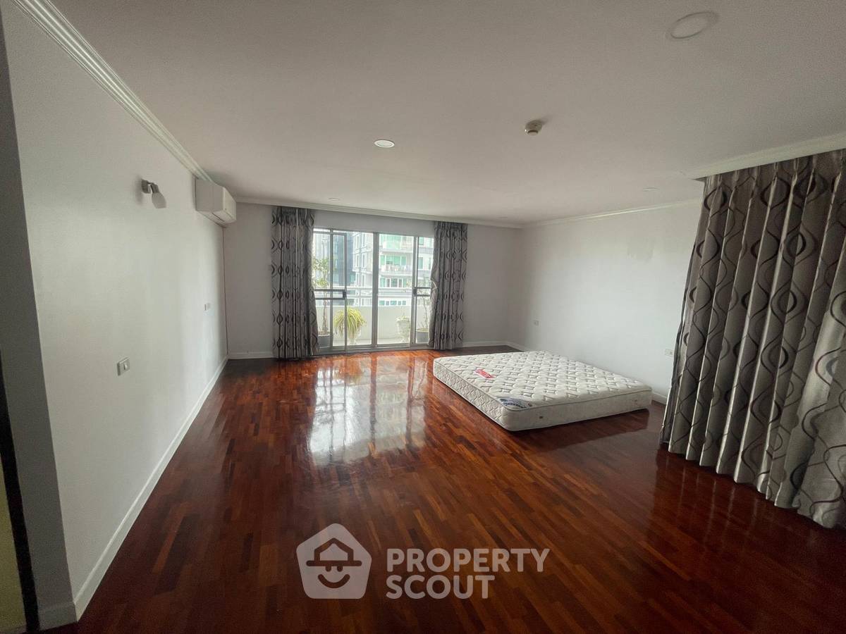 รูป คอนโด 3 ห้องนอน 250 ตร.ม. ชั้น 31 โครงการ Regent On The Park 1 (สุขุมวิท 26) ใกล้ BTS พร้อมพงษ์ 400 ม. (ID 3060468) - รูปที่ 6/16