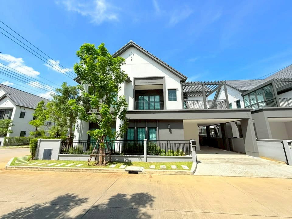 picture ME2500330 House For Rent Centro Bangna  - 1/12