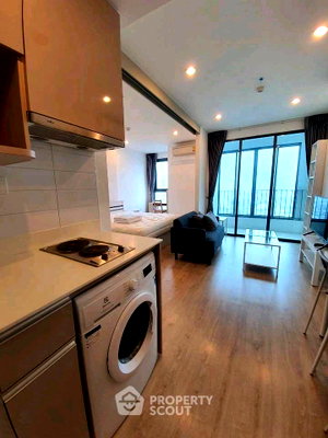 Condos for sale : 1-BR Condo For Sale, Ideo Q Chula Samyan, 23rd-Floor, 400m to MRT Sam Yan (ID 3061789)