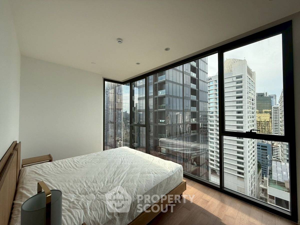 picture 2-BR 63 Sqm Condo At Muniq Sukhumvit 23, MRT Sukhumvit 100m, 24th-Floor (ID 3060086) - 14/18