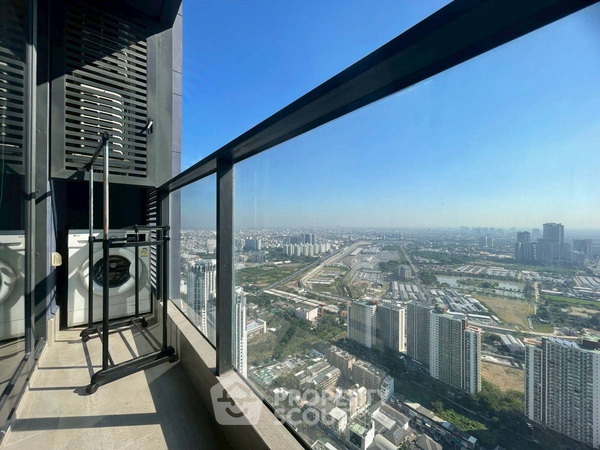 picture 1-BR Condo One 9 Five Asoke – Rama 9, High-Floor 55th, 300m to MRT (ID 3061679) - 7/8