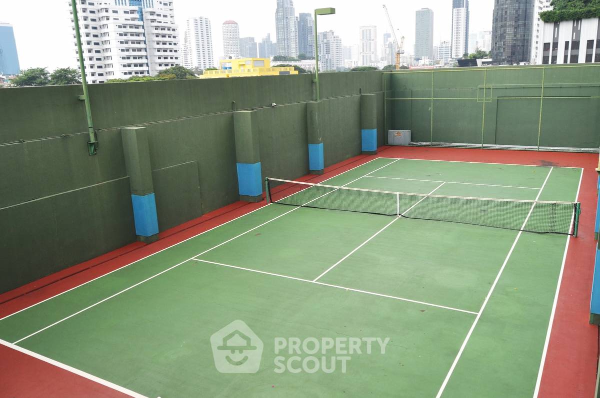 รูป คอนโด 5 ห้องนอน ขาย ที่ โอเรียนทอล ทาวเวอร์ส ใกล้ BTS เอกมัย (ID 2559763) - รูปที่ 32/33