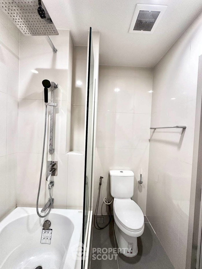 picture 1-BR 35 Sqm On 46th Floor At Oka Haus Sukhumvit 36, BTS Thong Lor (ID 3060724) - 9/10