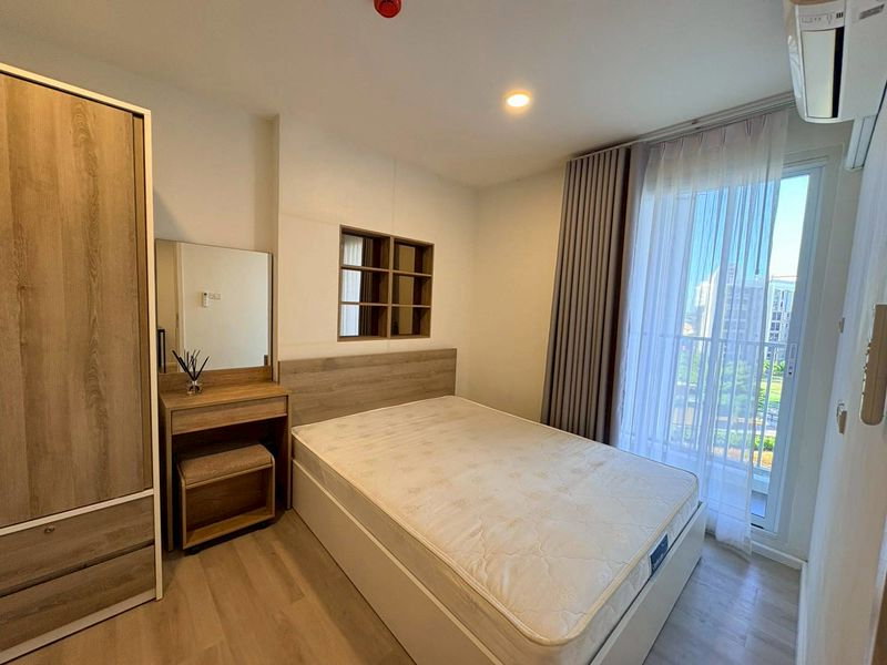 รูป ให้เช่า เดอะเซนโทร คอนโด บางแสน ห้องสูท 2 ห้องนอน พร้อมอยู่ - รูปที่ 1/8