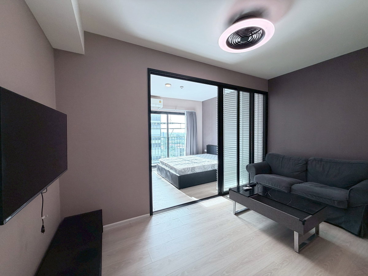 รูป A Space Mega เอ สเปซ เมกา 1ห้องนอน 1ห้องน้ำ (เครื่องใช้ไฟฟ้าครบ) - รูปที่ 3/8