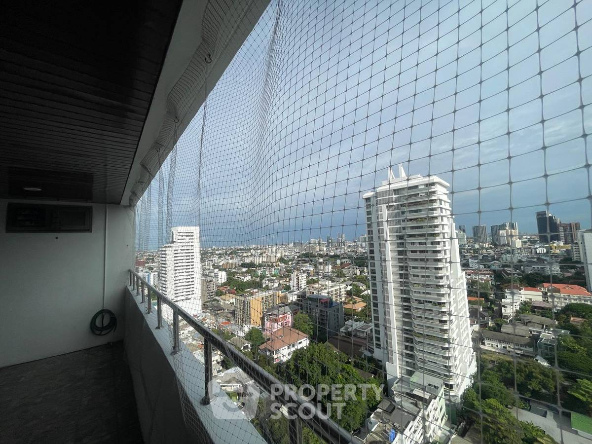 รูป คอนโด 3 ห้องนอน 315 ตร.ม. ชั้น 22 Oriental Towers ใกล้ BTS เอกมัย (ID 3060469) - รูปที่ 5/13