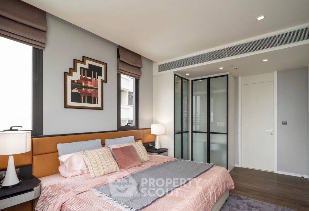picture 2-BR Condo 86 Sqm At Muniq Sukhumvit 23 Near MRT Sukhumvit (100m) (ID 3061702) - 8/10