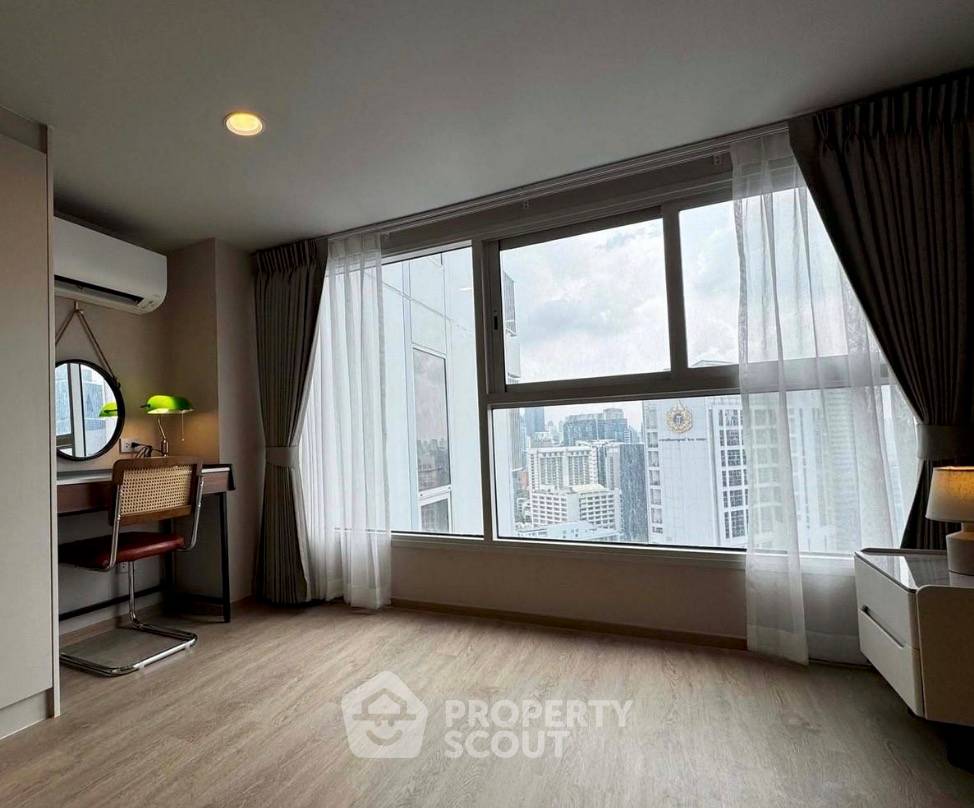 picture 2-BR Condo At Culture Chula, 23rd Floor, 300m to MRT Sam Yan (ID 3051192) - 2/10