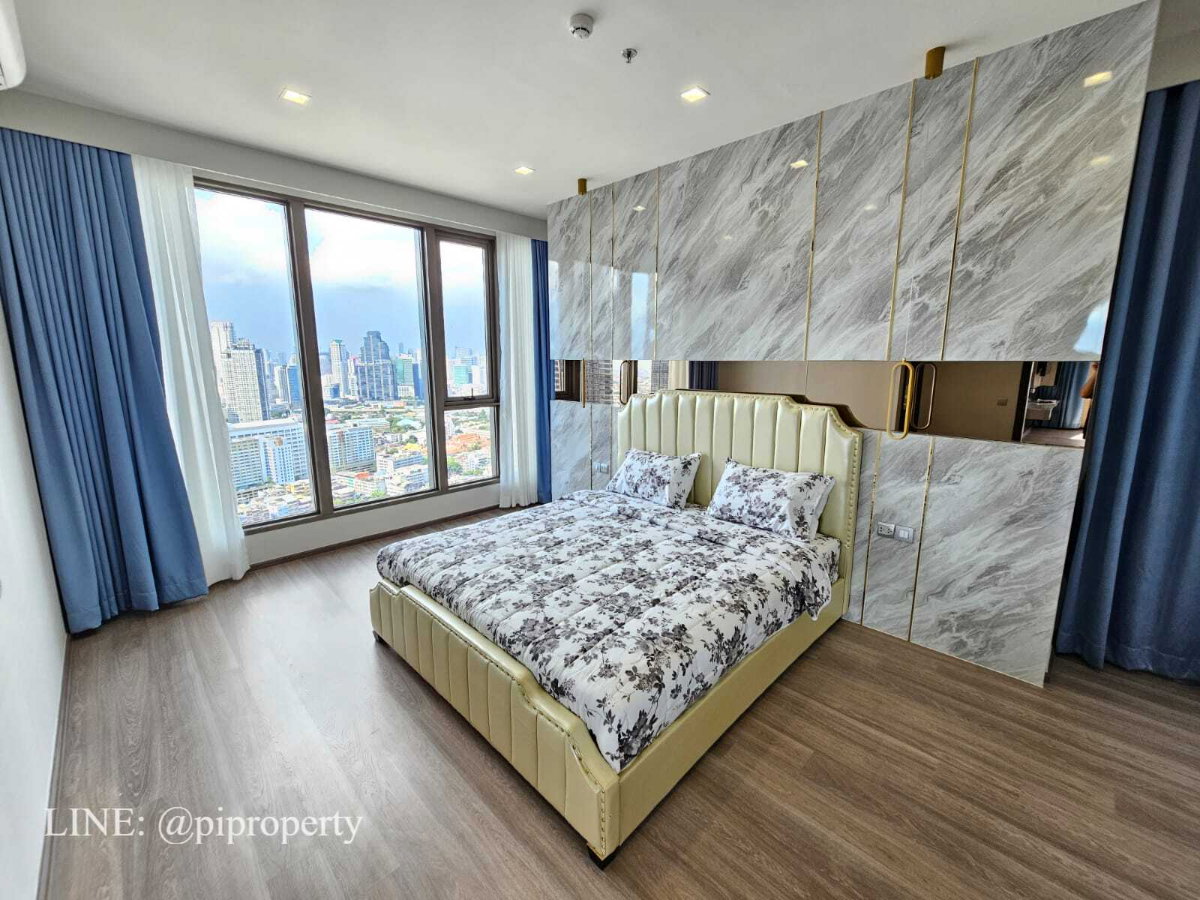 picture Spacious 3 Bedrooms and 3 Bathrooms plus extra 1 Maid bedroom with a t - 16/59