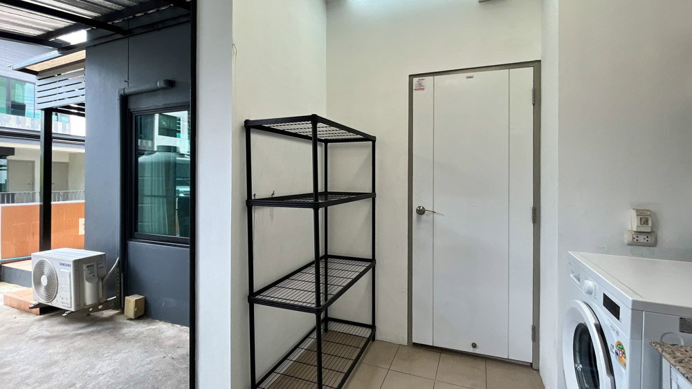 รูป ให้เช่าทาวน์โฮม 3 ชั้น สไตล์โมเดิร์น แปลงมุม ใกล้โรงเรียนนานาชาติ หางดง เชียงใหม่ (EN below) - รูปที่ 20/20