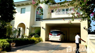 บ้านเดี่ยว กรุงเทพมหานคร : ขาย วิลล่า 4 ห้องนอน ในโครงการ บ้านโกลเด้นล้านนา 1135470