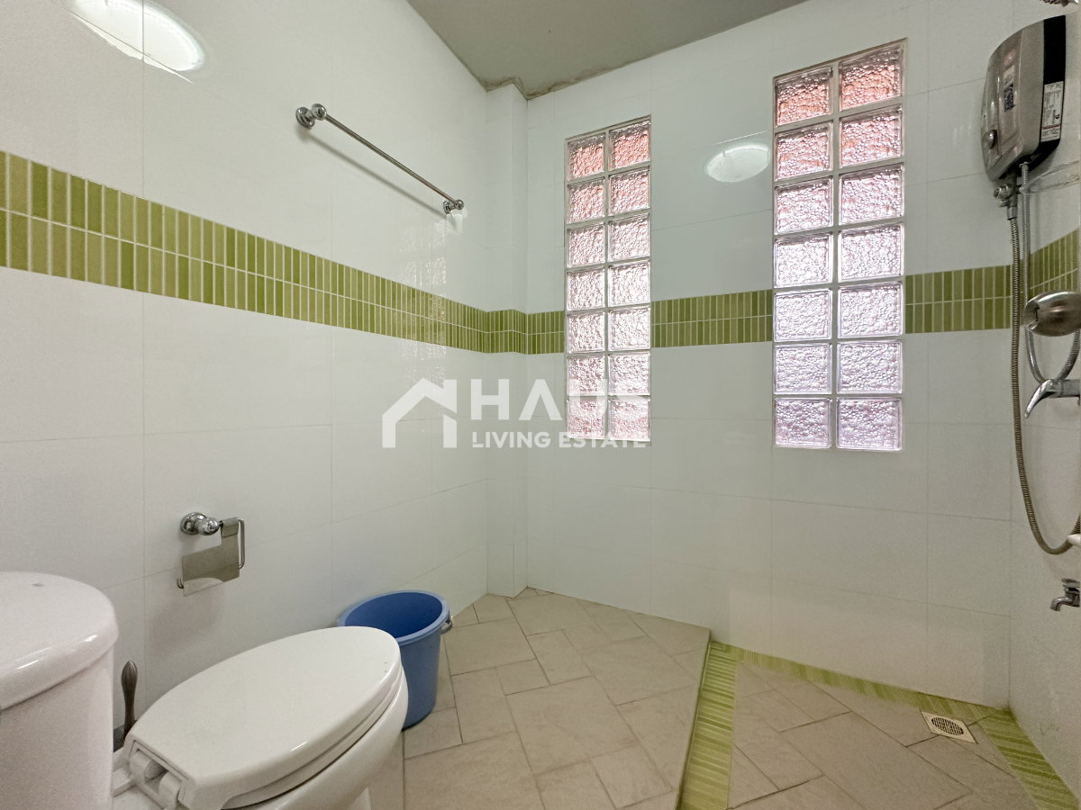 picture Baan Klang Mueang The Paris Ratchavipha / 4 Bedrooms #TPCC070 - 5/32