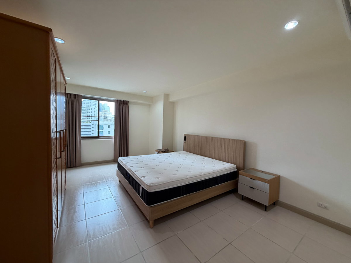 รูป Best Price 🔥ให้เช่า Royal Castle Sukhumvit 39 ห้องสวย เฟอร์ครบ ราคาดีมาก พร้อมเข้าอยู่‼️ DS3601 | Line @Dstay - รูปที่ 7/20