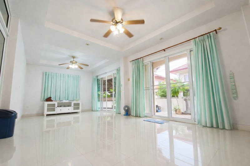 รูป ให้เช่าบ้านเดี่ยว 2 ชั้น หลังมุม 3นอน 2 น้ำ ตลาดนัดแสงจันทร์ถาวร (บางใหญ่-แก้วอินทร์) ใกล้เซ็นทรัล เวสต์เกต 2.5 กม.ขนาด 51 ตร.ว. 204 ตร.ม - รูปที่ 7/8