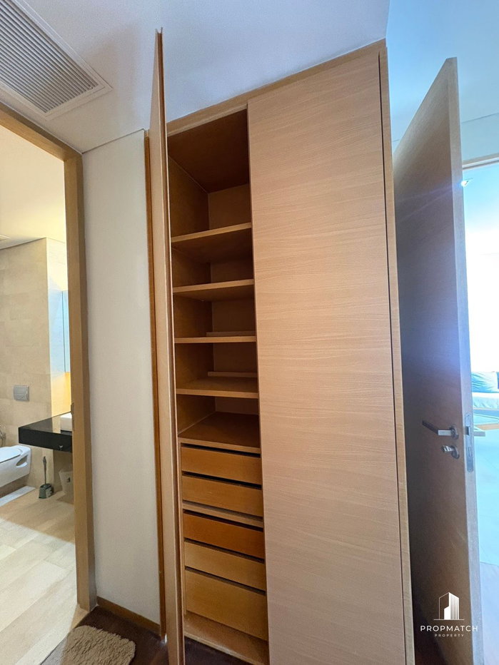 รูป PM037583 ✨Flash Deal ✨ Saladaeng Residences (1Bed 1Bath 62 SQM.) พร้อมอยู่ ! เพียง 38,000 บาทต่อเดือน Tel.0981315848 @propmatch - รูปที่ 8/11