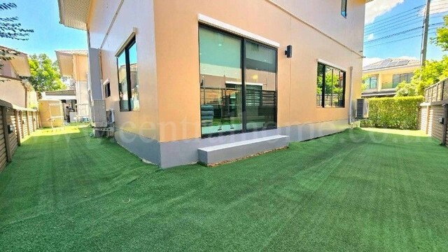 รูป บ้านเดี่ยว บุราสิริ รังสิต พื้นที่เยอะ ตกแต่งพร้อมอยู่ - รูปที่ 25/27