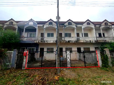 Townhouses for sale Khon Kaen : TOWN HOUSE 40 Sq.w. Chum Phae Khon Kaen for 1M