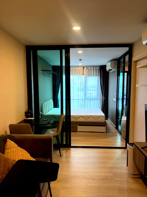 คอนโดให้เช่า : ให้เช่า The Origin Sukhumvit 105 1 ห้องนอน 28 ตร.ม. ใกล้ BTS แบริ่ง เฟอร์นิเจอร์ครบ พร้อมอยู่ ค่าเช่า 10,000 บาทต่อเดือน