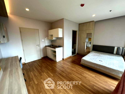 Condos for sale : 1-BR 24 Sqm Condo For Sale At Lumpini Park Vibhavadi-Chatuchak, 10th Floor Near MRT Chatuchak Park (ID 1595560)