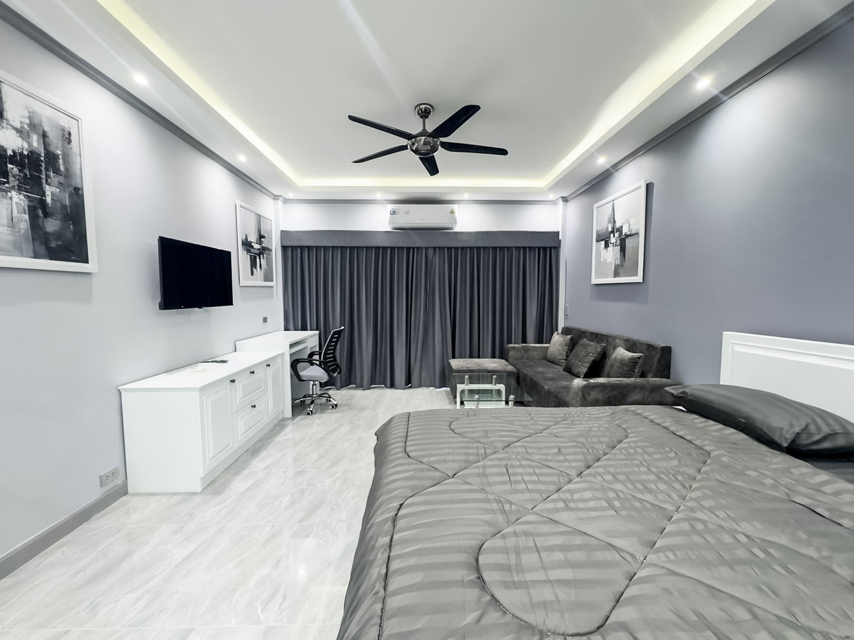 รูป Baan Suan Lalana Studio Condo for Rent Jomtien Fully Furnished - รูปที่ 1/11