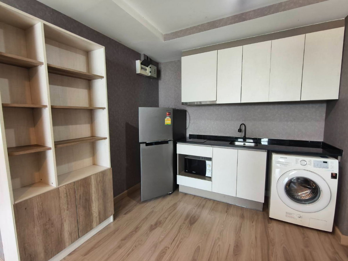 picture Condo for rent at The Unique 62/1, near BTS Bang Chak. Free shuttle service to BTS available. - 6/12