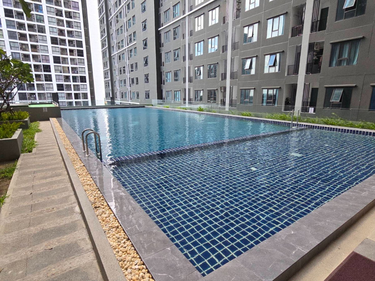 picture Brand-New Room, Modern Design, 33rd Floor — Regent Home Wutthakat - 19/20