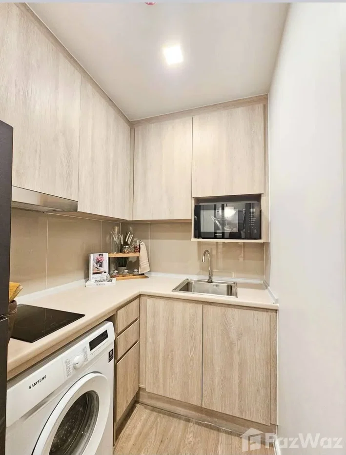 picture Newly Decorated / Fully Furnished | Move-in Ready 6556872 - 7/10