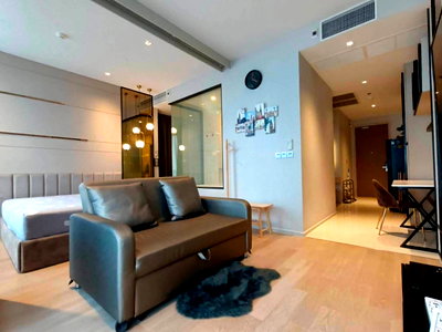 Condos for rent : Ashton                            Silom