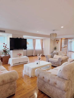 รูปภาพ Rare Opportunity Luxury Condo in the Heart of Nimman 4 Bad, 4 Bath Ready to move in.