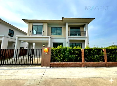 บ้านเดี่ยว สมุทรปราการ : ขายบ้านเดี่ยว โครงการ เดอะแพลนท์ บางนา-วงแหวน 2 ชั้น 3 ห้องนอน 3 ห้องน้ำ