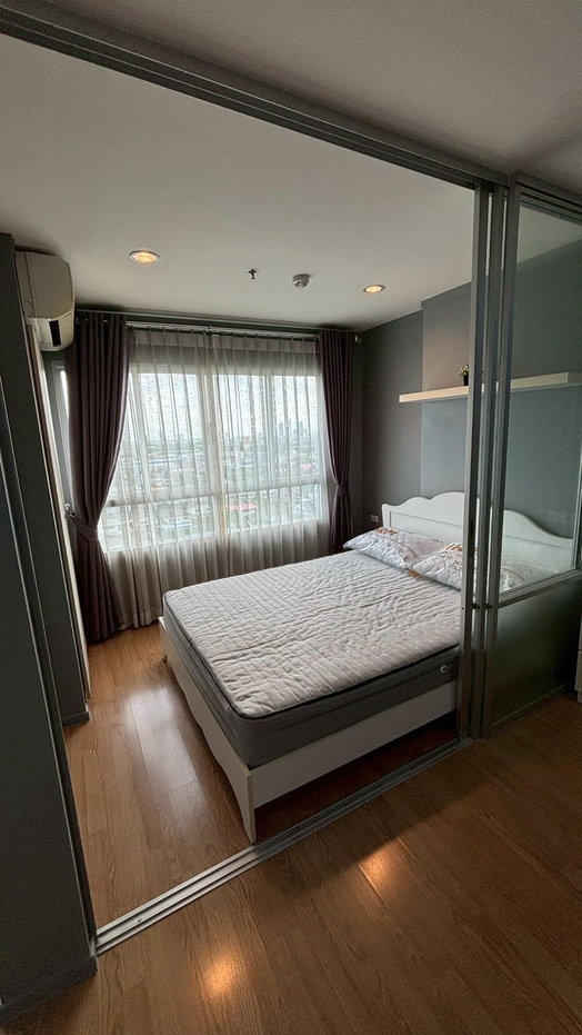 รูป T260 ให้เช่าคอนโด Lumpini Ville Prachacheun-Phongphet2 (ลุมพินี วิลล์ ประชาชื่น-พงษ์เพชร2) ห้องมุม เฟอร์ครบ พร้อมเข้าอยู่ - รูปที่ 1/7