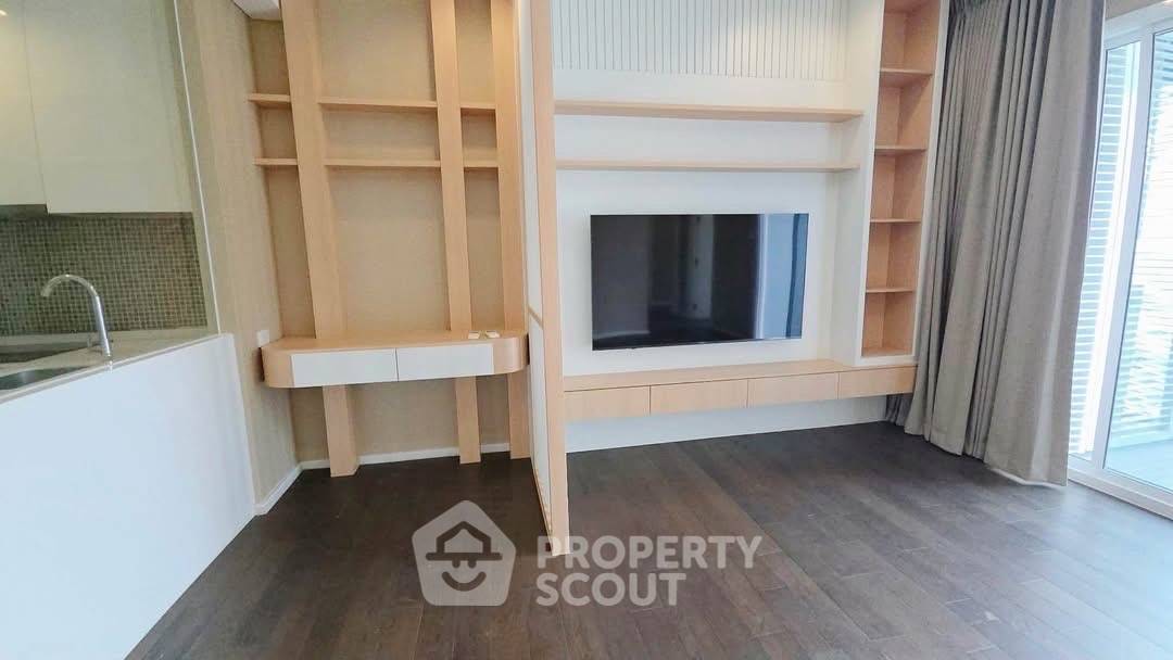picture High-Floor 2-BR 64 Sqm The Saint Residences, 100m to MRT Phahon Yothin (ID 3062069) - 5/7