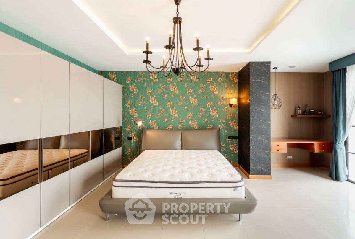 รูป คอนโด 3 ห้องนอน ขนาด 280 ตร.ม. ที่ชัยพฤกษ์ เพลส ใกล้ BTS เอกมัย 300 ม. (เลี้ยงสัตว์ได้) (ID 2471571) - รูปที่ 35/35
