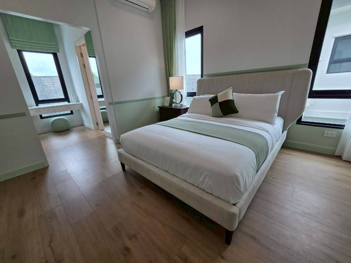 รูป 🏡✨ ให้เช่าคฤหาสน์หรู – ณริณสิริ กรุงเทพกรีฑา 📍 ทำเล Super Luxury ใกล้ Brighton College Bangkok และย่านกรุงเทพกรีฑา - รูปที่ 5/16