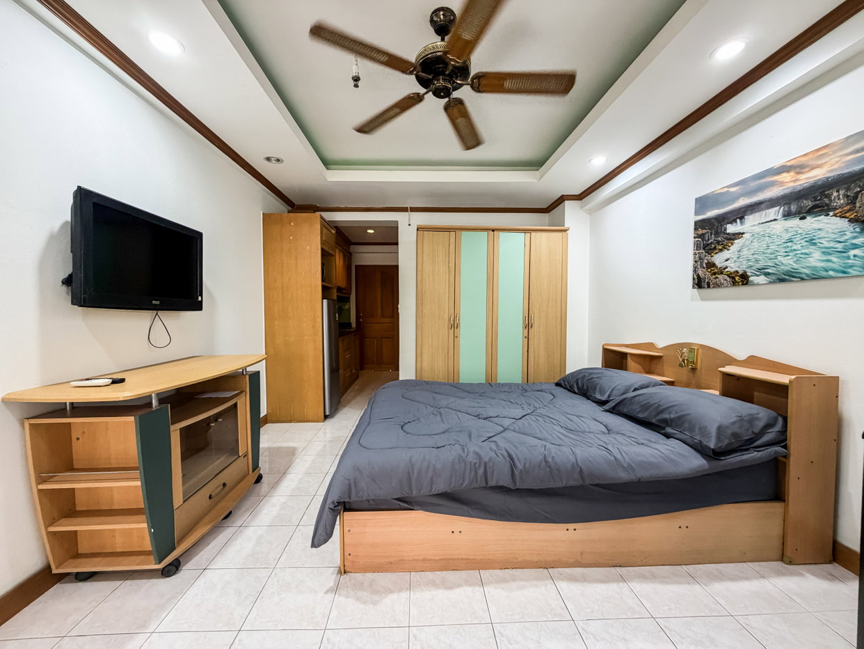 รูป Jomtien Beach Condominium Studio for Rent Fully Furnished - รูปที่ 1/10