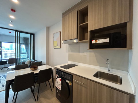 Life Rama4 Asoke 1ห้องนอน/1ห้องน้ำ