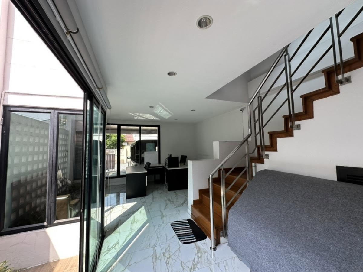 รูป WS8045 🏡 ให้เช่า ทาวน์โฮม 3 ชั้น ลาดพร้าว 18 แยก 4 หลังมุม ใกล้ MRT ลาดพร้าว เพียง 700 เมตร ราคาเช่า 55,000 บาท/เดือน - รูปที่ 12/29