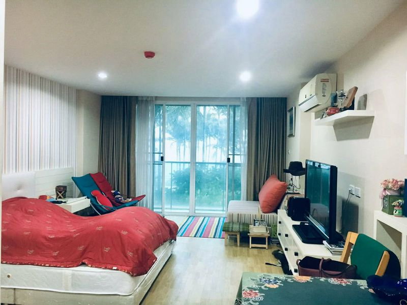 picture Crystal Beach Condo for sale, Bang Phra. Beachfront, great atmosphere, prime location. - 3/11