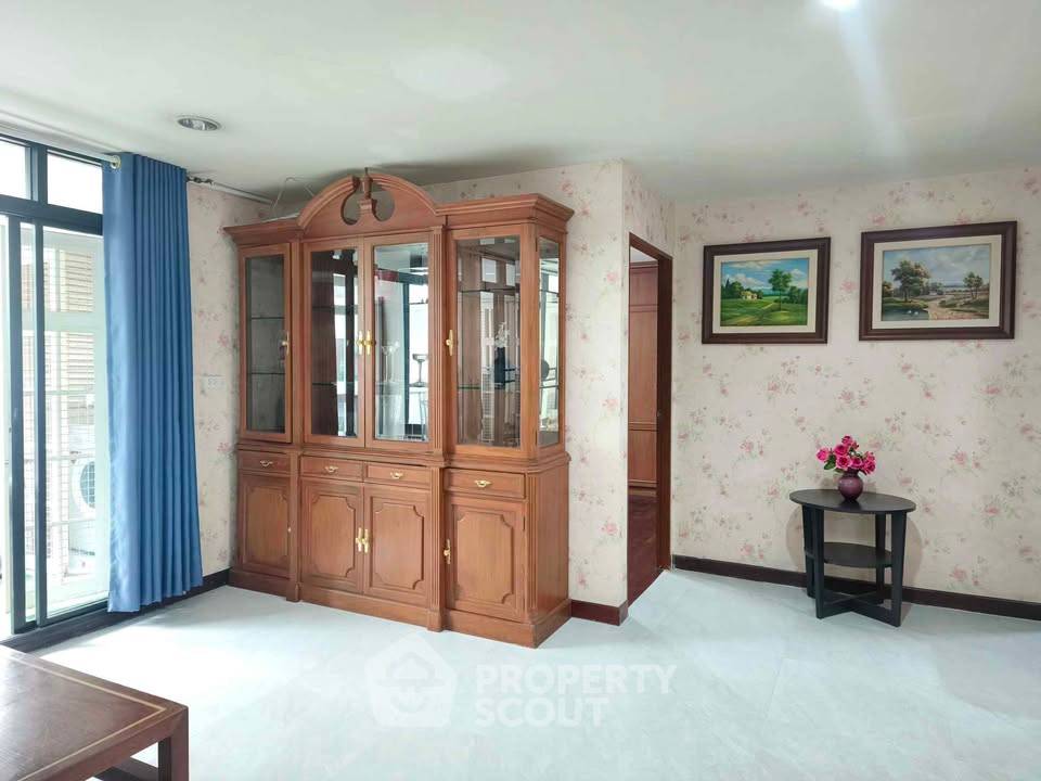 รูป คอนโด 3 ห้องนอน Baan Chan Condominium ใกล้ทองหล่อ | ชั้น 3 (ID 3062984) - รูปที่ 3/20