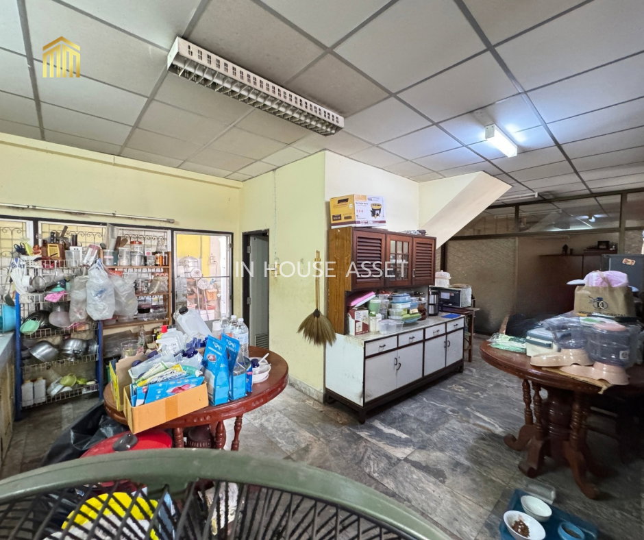รูป ขายบ้านเดี่ยว 3 ชั้น 60 ตร.ว. ห้วยขวาง ซ.ประชาอุทิศ3 ใกล้ MRTห้วยขวาง ต่อเติมเต็มพื้นที่ ทำเลดีมาก - รูปที่ 24/28