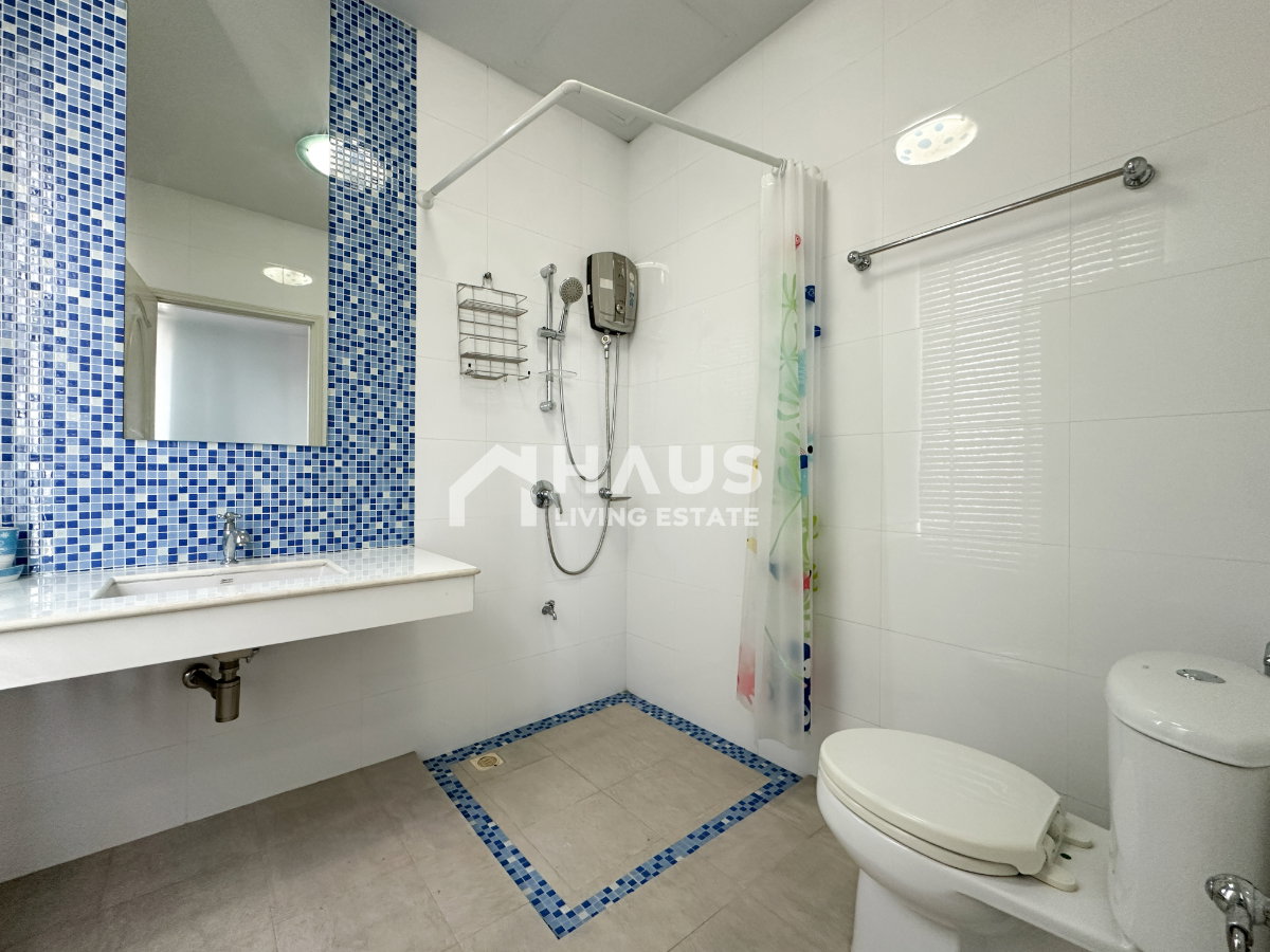 picture Baan Klang Mueang The Paris Ratchavipha / 4 Bedrooms #TPCC070 - 16/32