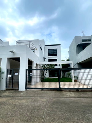 เช่าบ้านเดี่ยว เจ อเวนิว ทองหล่อ : WS7516 🏡✨ ให้เช่าบ้านหรู The Noble Ekkamai 22 ✨🏡 เพียง 100,000 บาท/เดือน