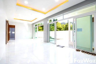 Houses for sale Kathu Phuket : 4 Bedroom Villa for sale at NAI VILLAS - Loch Palm Golf Course  1932069