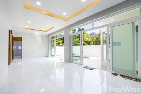 4 Bedroom Villa for sale at NAI VILLAS - Loch Palm Golf Course  1932069