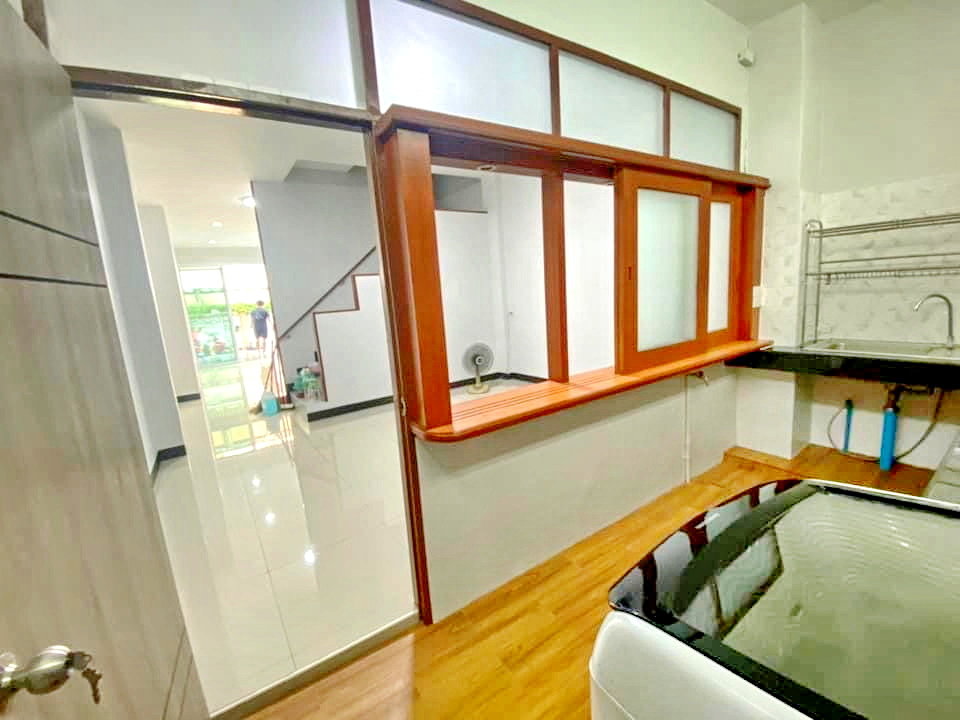 รูป HK0151♛ทาวน์โฮม 4 ห้องนอน ให้เช่า⚝ห้วยขวาง♜MRT ห้วยขวาง∞099-5919653,065-9423251▚Line@sureresidence - รูปที่ 6/11