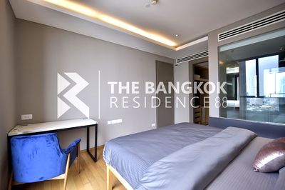 Condos for sale : Aequa Sukhumvit 49 near BTS Thong Lo Comfortable and Ready to Move-in