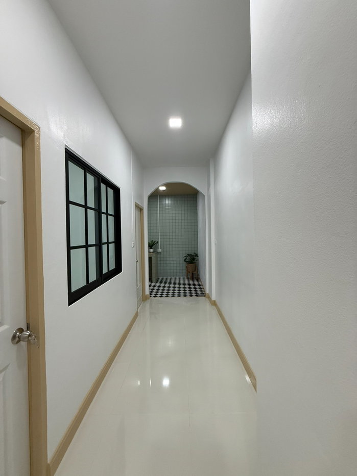 รูป ทาวน์เฮ้าส์2ชั้น รีโนเวทตกแต่งใหม่ น่าอยู่ ทำเลดี ใกล้รถไฟฟ้า, ตลาดมีนบุรี หมู่บ้านรุ่งกิจแกรนด์วิสต้า ถนนหทัยราษฎร์ มีนบุรี ตลาดจตุจักร - รูปที่ 16/38