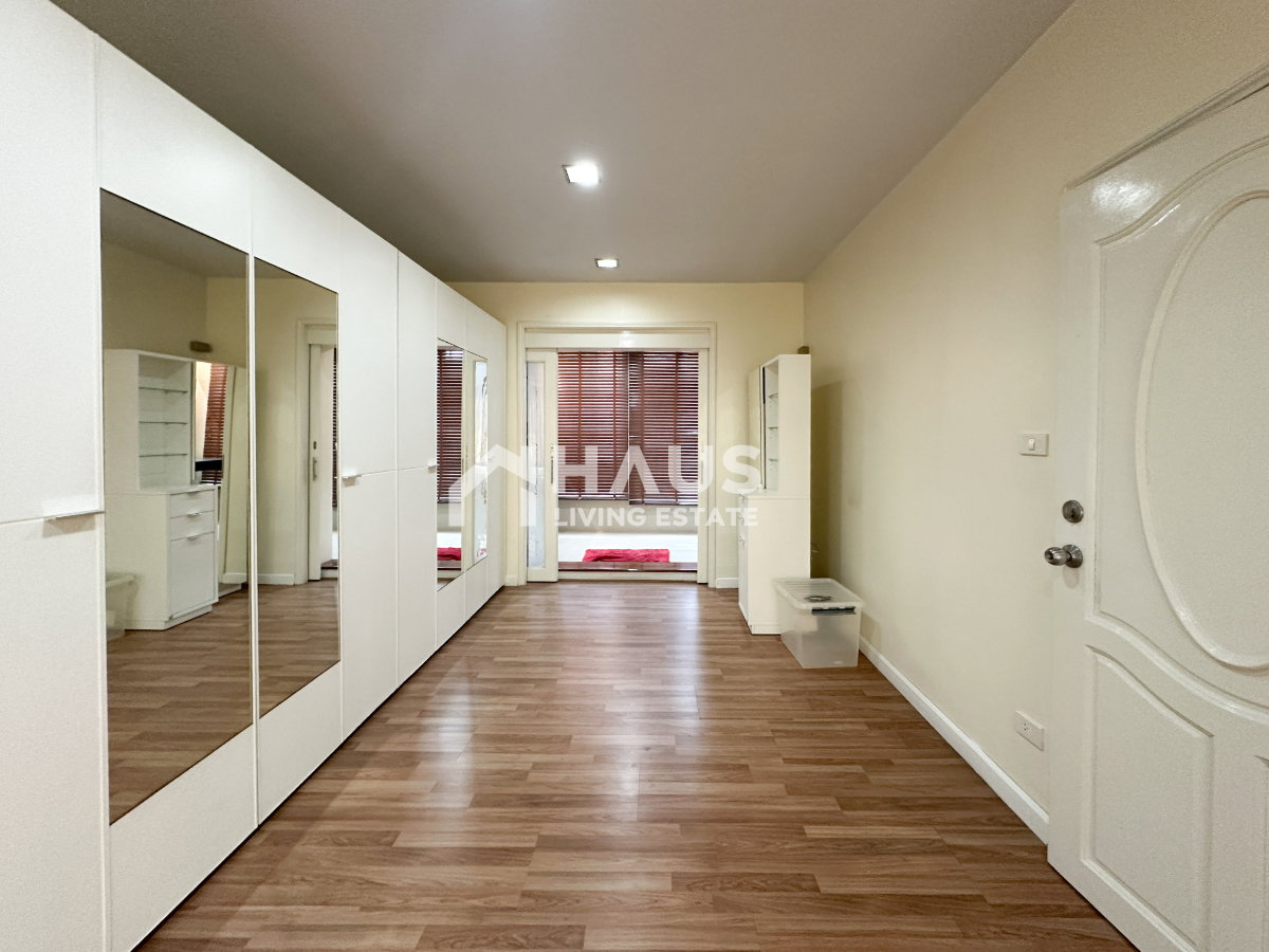 picture Baan Klang Mueang The Paris Ratchavipha / 4 Bedrooms #TPCC070 - 13/32